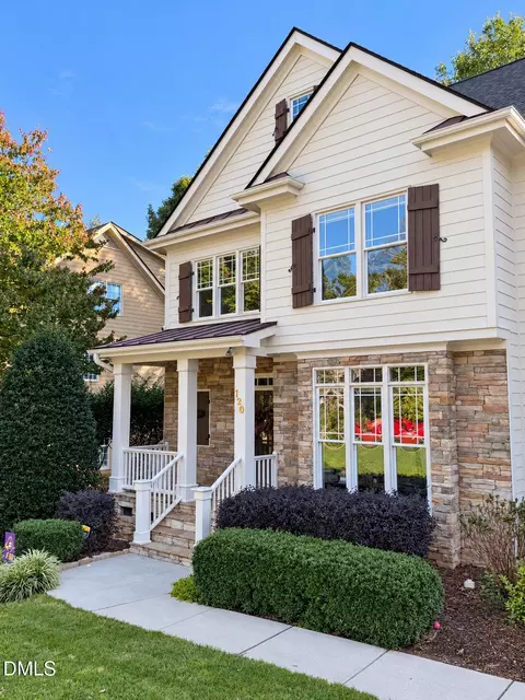120 Roslyn Hills Dr, Holly Springs, NC 27540