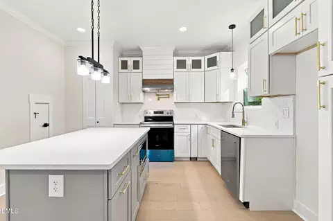 Kitchen - 1508 N Hyde Park Ave, Durham, NC 27701 photo 2 of 5