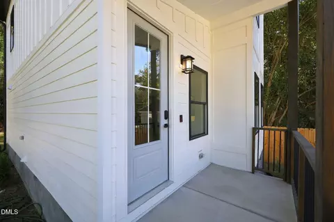 Exterior - 1508 N Hyde Park Ave, Durham, NC 27701 photo 6 of 9