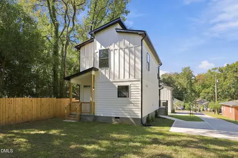 Exterior - 1508 N Hyde Park Ave, Durham, NC 27701 photo 9 of 9