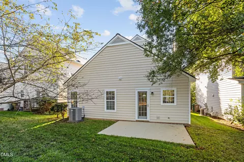Exterior - 203 Bridgepath Dr, Cary, NC 27513 photo 2 of 7