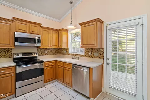Kitchen - 203 Bridgepath Dr, Cary, NC 27513 photo 1 of 6
