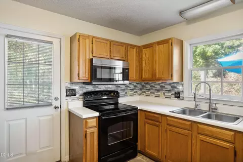Kitchen - 46 Circle Tree Ln, Angier, NC 27501 photo 3 of 7