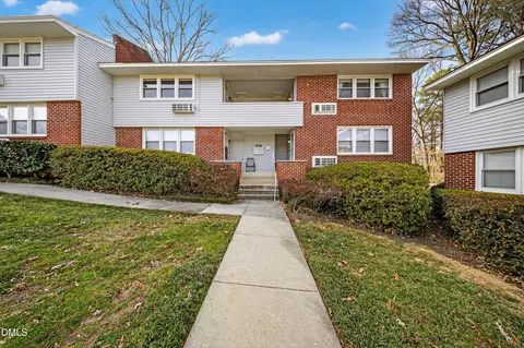 827 Daniels St #D, Raleigh, NC 27605