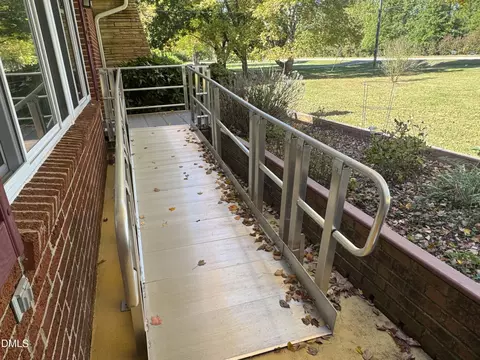 Exterior - 11809 Strickland Rd, Raleigh, NC 27613 photo 15 of 28