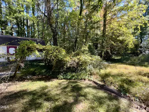 Exterior - 11809 Strickland Rd, Raleigh, NC 27613 photo 25 of 28
