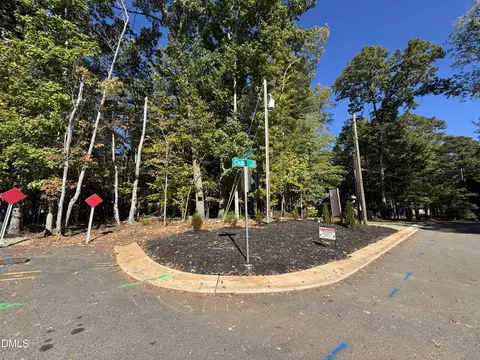 Exterior - 11809 Strickland Rd, Raleigh, NC 27613 photo 2 of 28