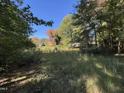 Exterior - 11809 Strickland Rd, Raleigh, NC 27613 photo 8 of 28