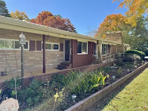 Exterior - 11809 Strickland Rd, Raleigh, NC 27613 photo 14 of 28