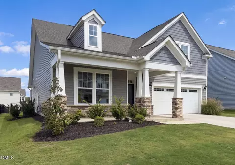 1008 Channel Drop Loop, Zebulon, NC 27597