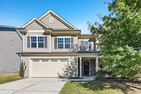 2100 Temple Hills Way, Fuquay Varina, NC 27526
