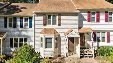6625 English Ivy Ln, Raleigh, NC 27615