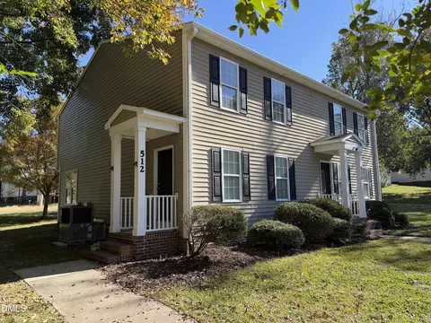512 W Second St, Clayton, NC 27520