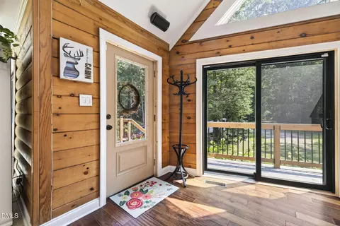 Entry Way - 399 Westerman Pl, Smithfield, NC 27577 photo 2 of 5