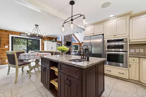 Kitchen - 399 Westerman Pl, Smithfield, NC 27577 photo 7 of 7