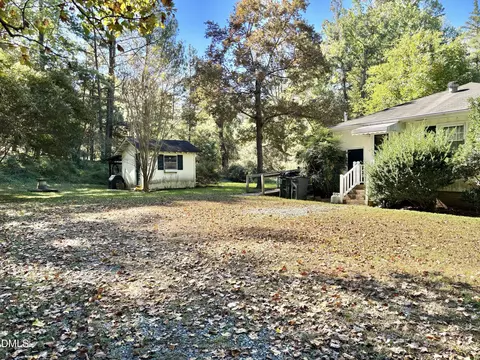 1609 Oak Forest Dr, Hillsborough, NC 27278