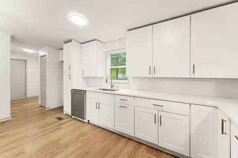 Kitchen - 48 Bufford Ln, Cameron, NC 28326 photo 2 of 2