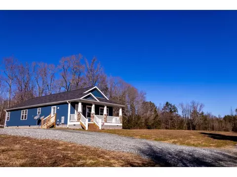 6830 Flyway Run, Burlington, NC 27217 photo 2