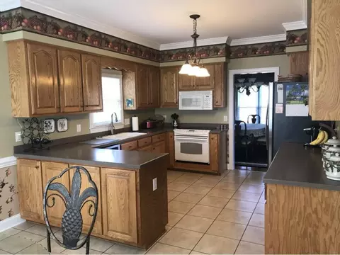 1009 Georgetowne Dr, Elon, NC 27244 photo 7