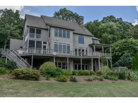 2196 Tom Stevens Rd, Siler City, NC 27344