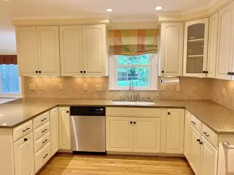 108 Trinity Dr, Elon, NC 27244 photo 9