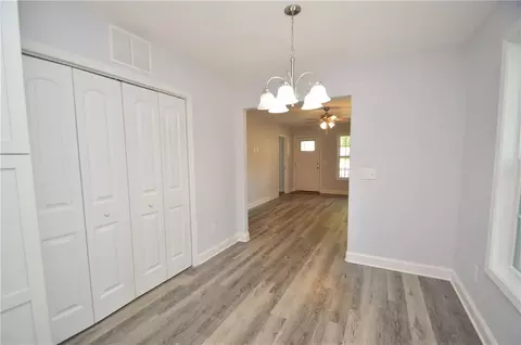 1103 Apple St, Burlington, NC 27217 photo 5