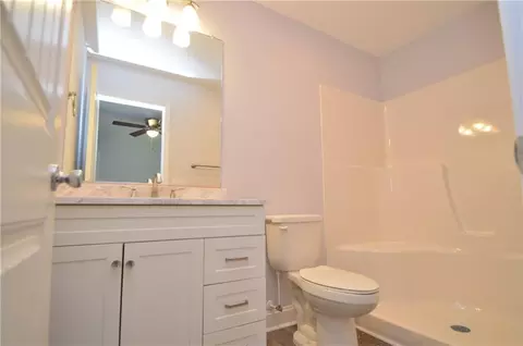 1103 Apple St, Burlington, NC 27217 photo 11