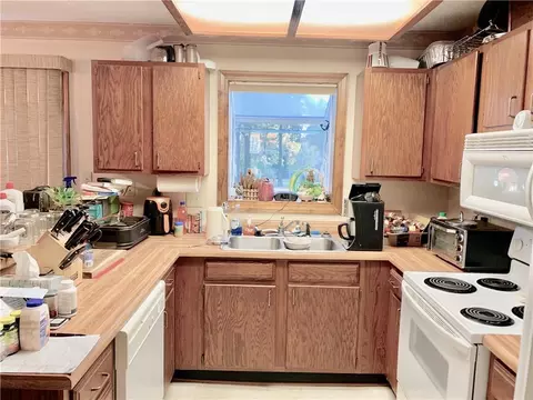 47 Celtic Dr, Durham, NC 27703 photo 4