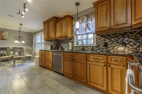 1012 Cantering Rd, High Point, NC 27262 photo 10