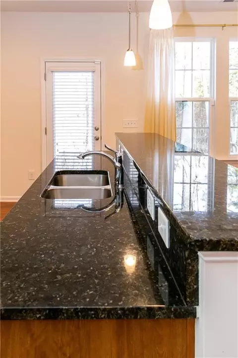 1069 Coldstream Dr, Burlington, NC 27215 photo 14