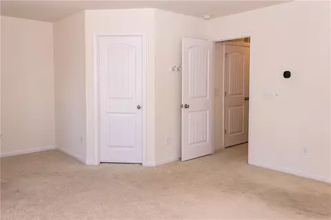 1069 Coldstream Dr, Burlington, NC 27215 photo 20