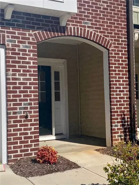 1069 Coldstream Dr, Burlington, NC 27215 photo 2