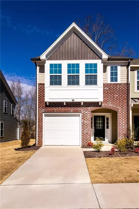 1069 Coldstream Dr, Burlington, NC 27215 photo 1