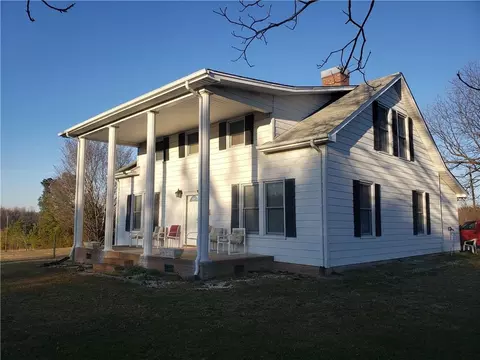 3941 Cates Loop Rd, Burlington, NC 27217 photo 2
