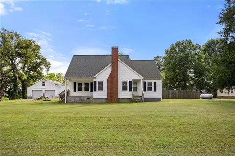 5906 Osceola Ossipee Rd, Browns Summit, NC 27214