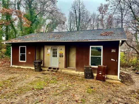 911 Mint Ave, High Point, NC 27260 photo 1
