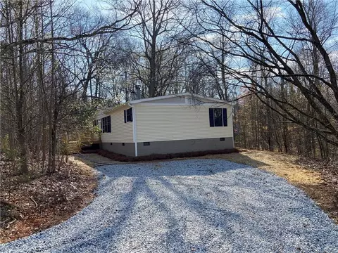 6743 Ridgewood Ct, Trinity, NC 27370 photo 2