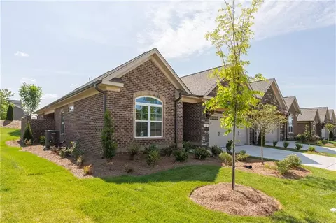 184 Dunvegan #8, Burlington, NC 27215