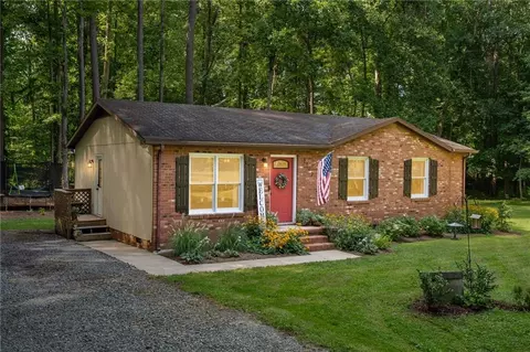 5402 Newland Dr, Julian, NC 27283