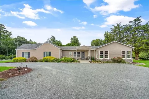 6421 Alamance County Line Rd, Liberty, NC 27298