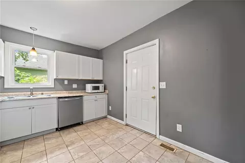 2530 Ossipee Front St, Elon, NC 27244 photo 24