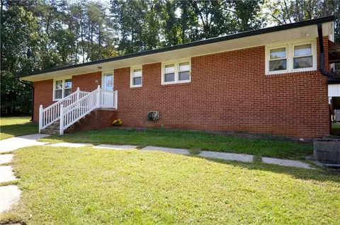 532 Boone Rd, Burlington, NC 27217