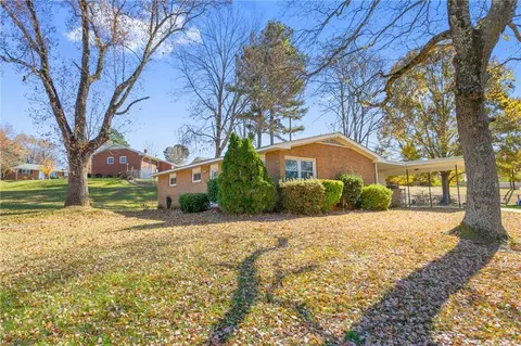 507 Weaver Way, Graham, NC 27253
