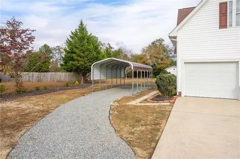 318 Mar-joy Dr, Dunn, NC 28334 photo 6