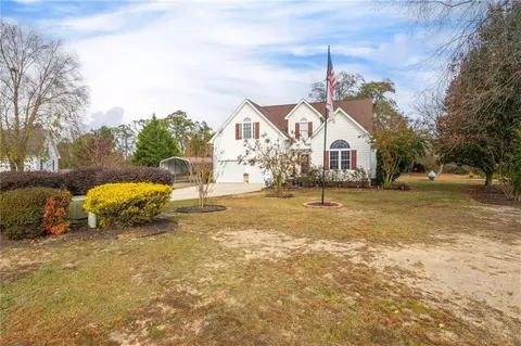 318 Mar-joy Dr, Dunn, NC 28334 photo 3