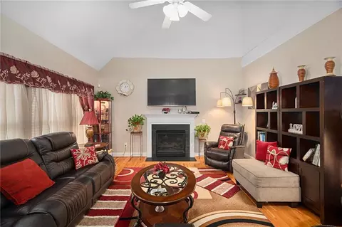 318 Mar-joy Dr, Dunn, NC 28334 photo 11