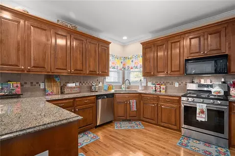 318 Mar-joy Dr, Dunn, NC 28334 photo 9