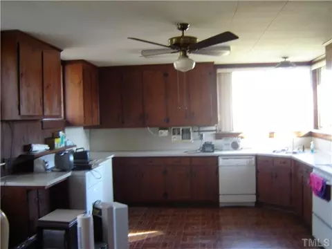 815 Goodwin Rd, Durham, NC 27712 photo 9