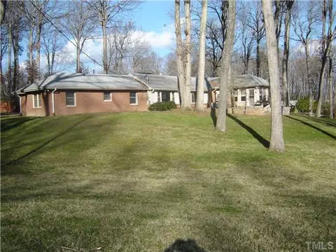815 Goodwin Rd, Durham, NC 27712 photo 1