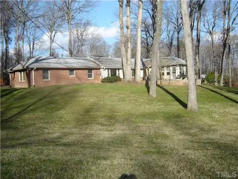 815 Goodwin Rd, Durham, NC 27712 photo 2